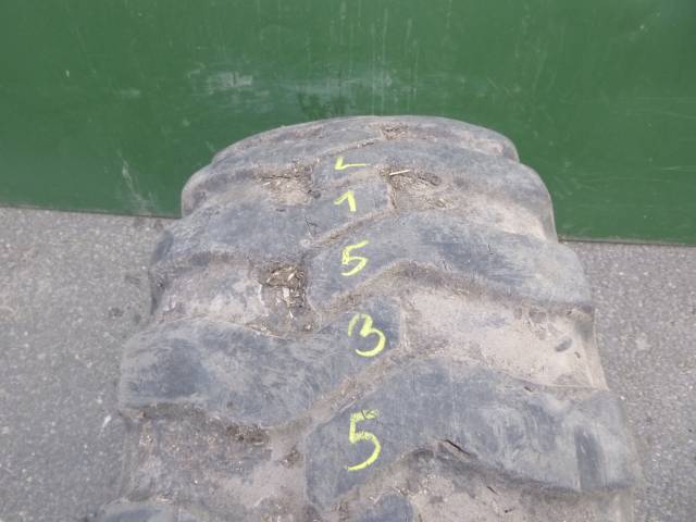 Opona używana 365/70R18 Continental 70E