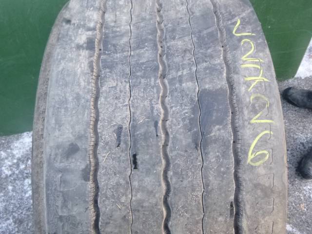 Opona używana 385/55R22,5 Michelin X-LINE F