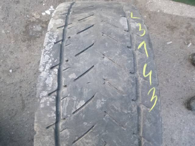 Opona używana 265/70R19,5 Goodyear KMAX D