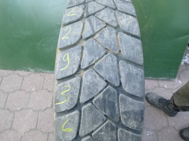 Opona używana 315/80R22,5 SUNFULL HF768