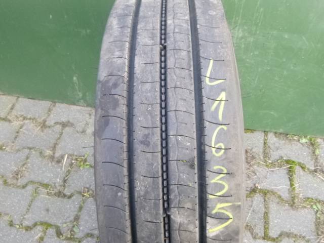Opona używana 205/75R17,5 Bridgestone R-STEER 002