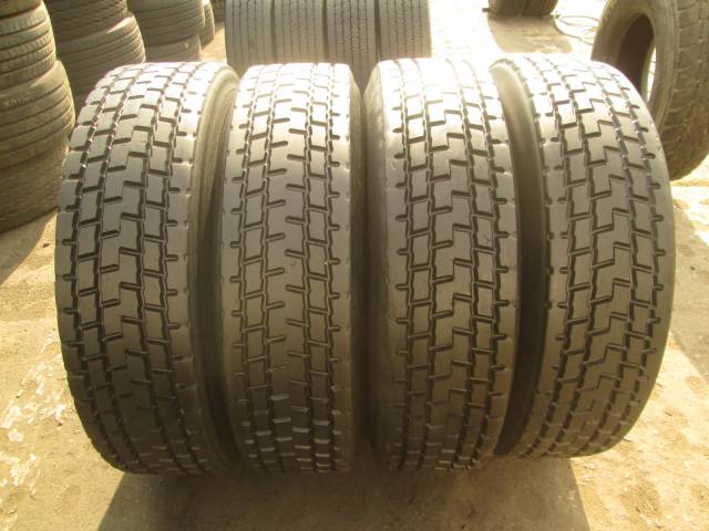 Opony używane 275/70R22,5 BIEŻNIKOWANA WZÓR MICHELIN XDE2