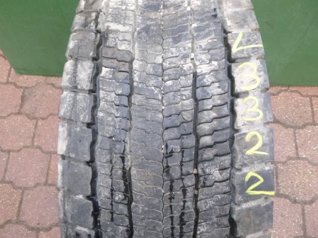 Opona używana 315/70R22,5 Pirelli TH01