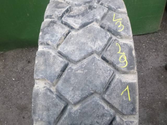 Opona używana 315/80R22,5 TRUCKSTAR BIEŻNIKOWANA