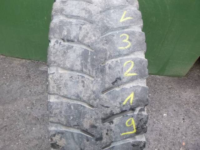 Opona używana 315/80R22,5 Goodride SUP TRUCK X1
