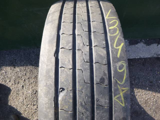 Opona używana 285/70R19,5 Dunlop SP346