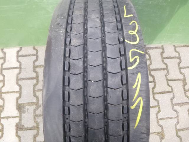 Opona używana 285/70R19,5 Michelin X-MULTI Z