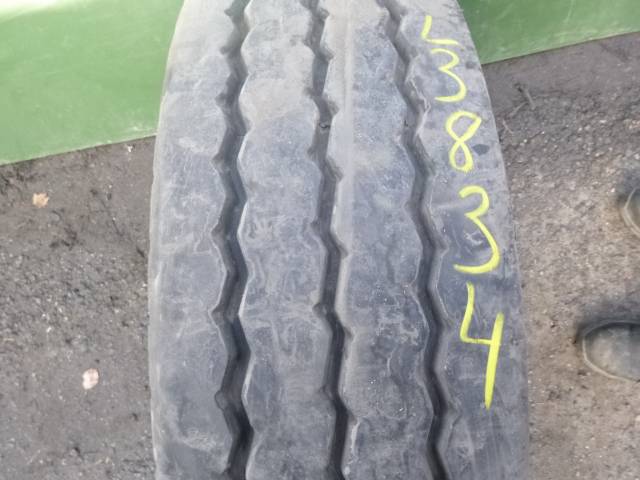 Opona używana 215/75R17,5 Pirelli ST01