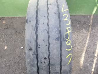 Opona używana 235/75R17,5 Bridgestone R-TRAILER 001