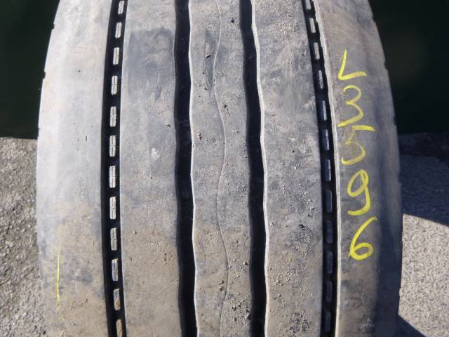 Opona używana 385/55R22,5 Linglong KTS300
