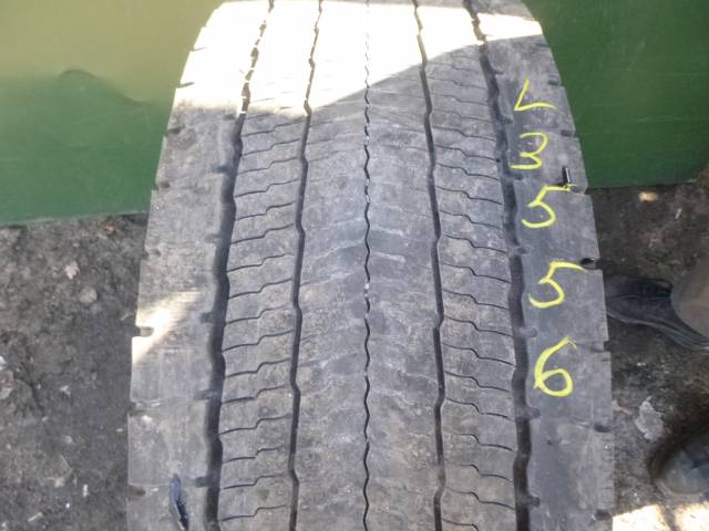 Opona używana 315/70R22,5 Pirelli TH01 PROWAY