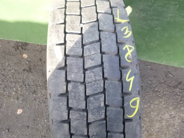 Opona używana 215/75R17,5 Continental Michelin XDE2