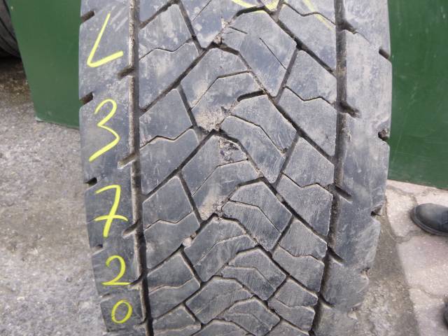 Opona używana 315/70R22,5 Goodyear KMAX D GEN-2