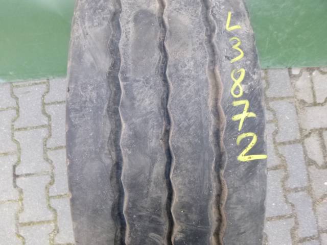 Opona używana 245/70R17,5 Bridgestone R-TRAILER 001
