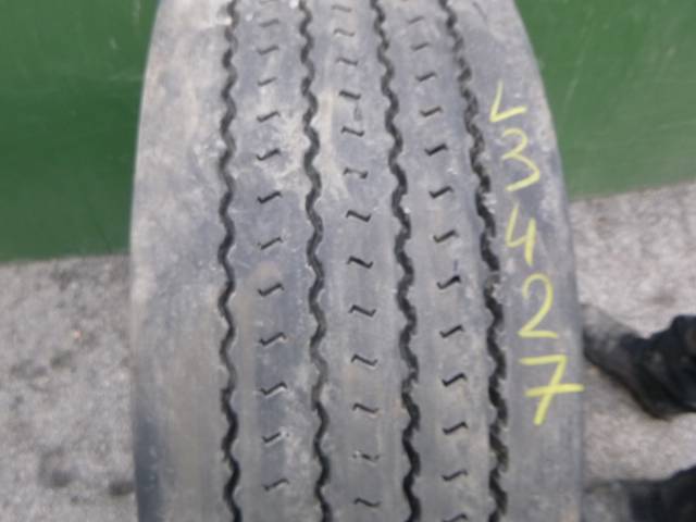 Opona używana 295/60R22,5 Goodyear BIEŻNIKOWANA
