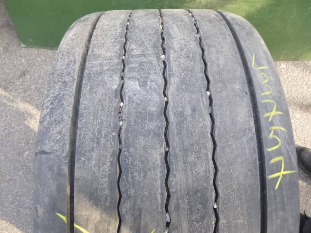 Opona używana 445/45R19,5 Continental HT3 HYBRID