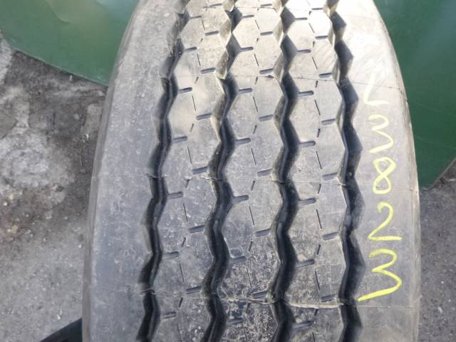 Opona używana 385/65R22,5 Michelin BIEŻNIKOWANA