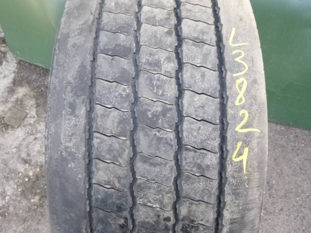 Opona używana 385/55R22,5 Pirelli FR01