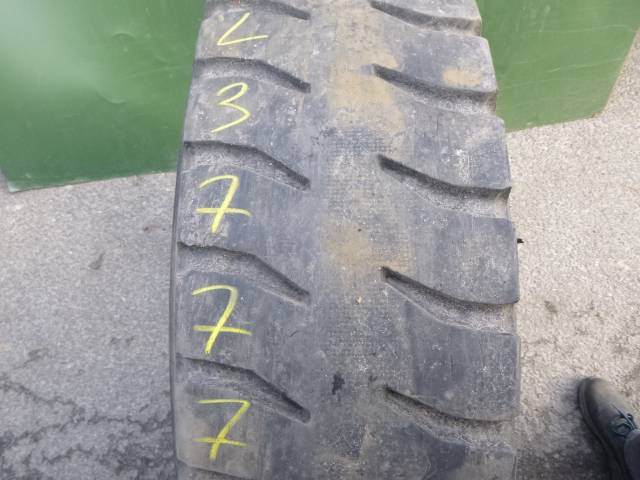Opona używana 315/80R22,5 GOLDEN CROWN MD101