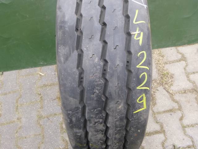 Opona używana 205/65R17,5 Michelin XTA+E