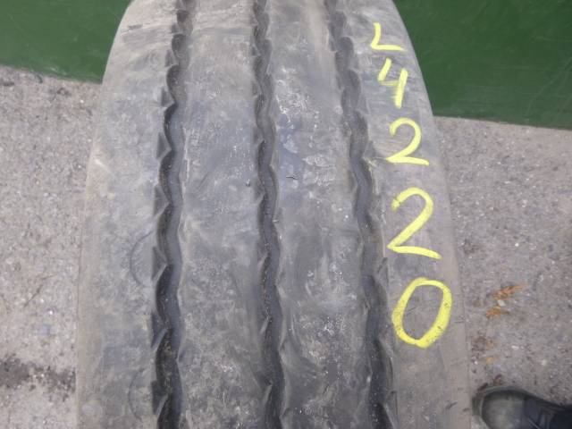 Opona używana 235/75R17,5 Matador THR4