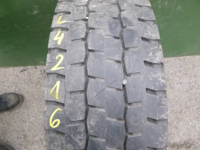 Opona używana 225/75R17,5 GITI GDR638