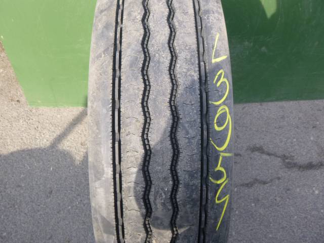 Opona używana 295/80R22,5 Starmaxx GH100