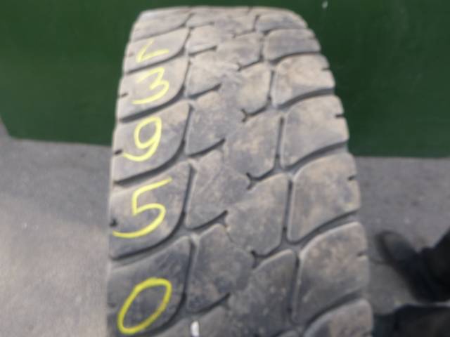 Opona używana 315/80R22,5 Dębica BIEŻNIKOWANA