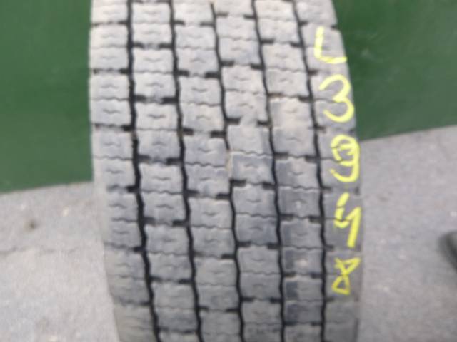 Opona używana 295/60R22,5 Goodyear BIEŻNIKOWANA