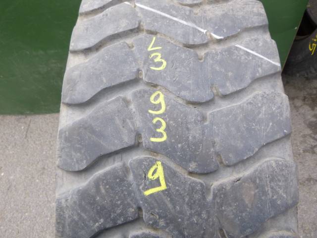 Opona używana 315/80R22,5 Firestone FD833