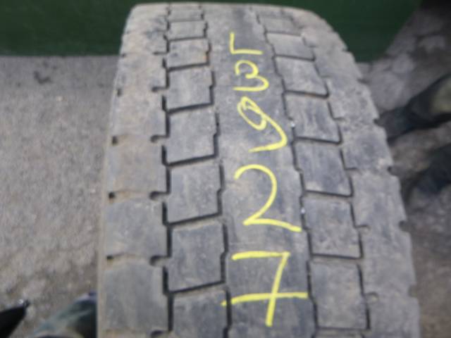 Opona używana 315/70R22,5 Pirelli TR01 II+