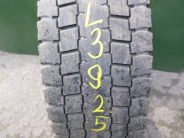 Opona używana 315/70R22,5 Pirelli TR01 II+