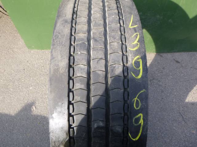 Opona używana 315/70R22,5 Michelin MULTIWAY 3D XZE
