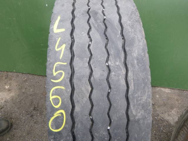 Opona używana 265/70R19,5 Michelin XTE2