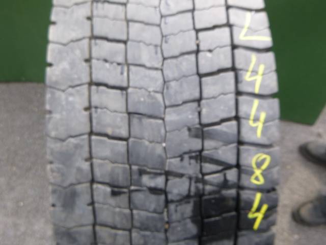 Opona używana 315/70R22,5 Pirelli TR01