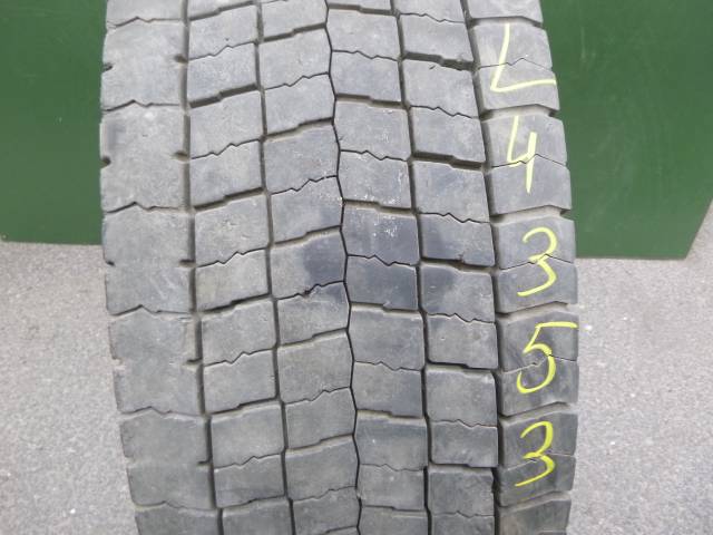 Opona używana 315/80R22,5 Pirelli TR01