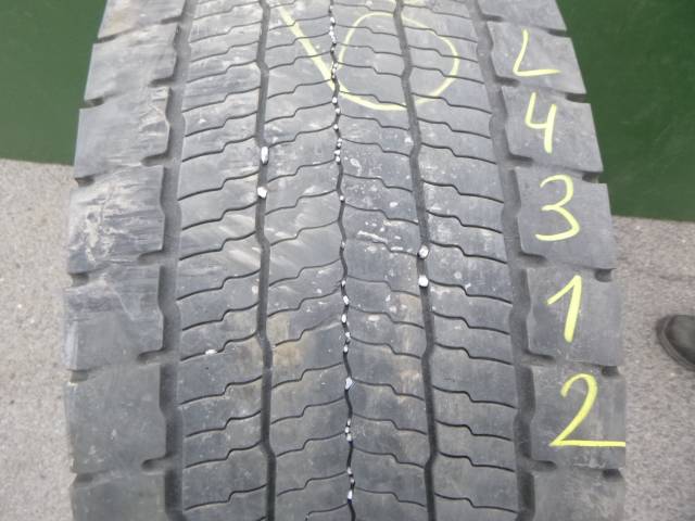 Opona używana 315/60R22,5 Pirelli TH01