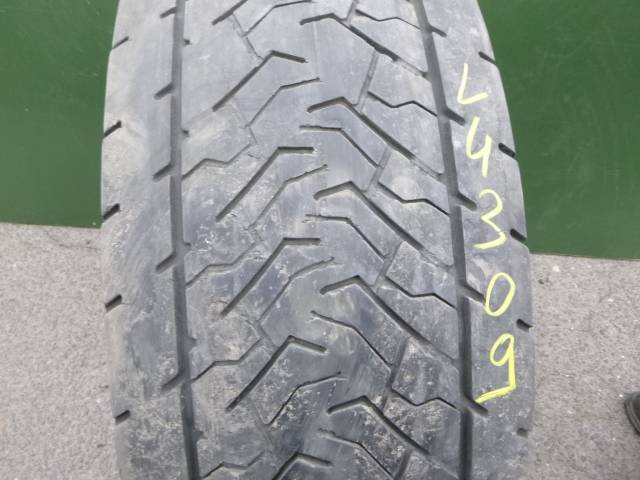 Opona używana 315/70R22,5 Goodyear KMAX D GEN-2