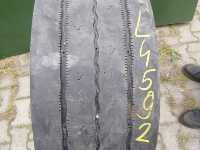 Opona używana 265/70R19,5 Michelin X-LINE T
