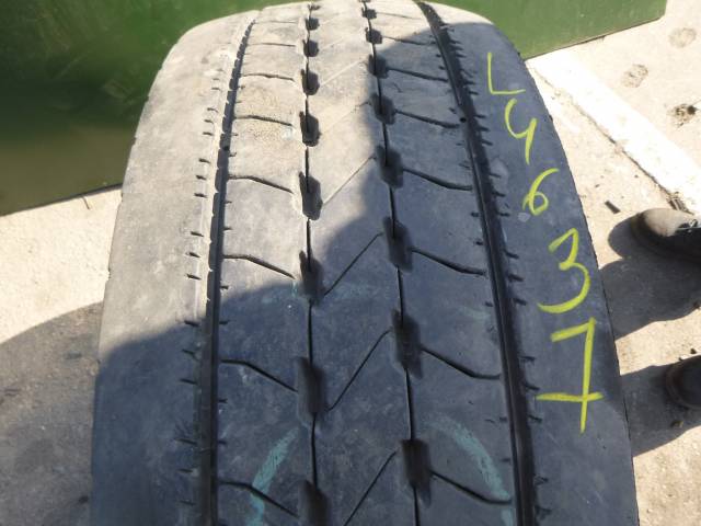 Opona używana 315/70R22,5 Goodyear KMAX S
