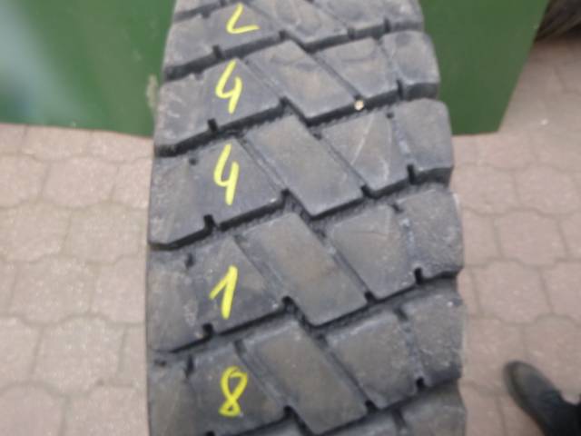 Opona używana 315/80R22,5 Continental HDC1 ED