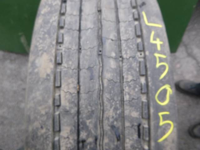 Opona używana 295/80R22,5 Michelin X-COACH Z