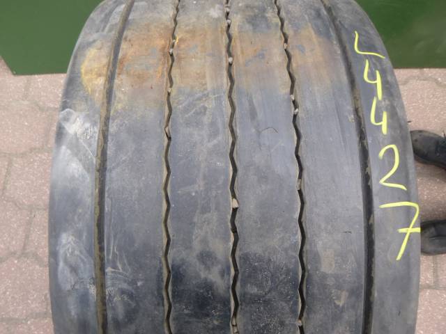 Opona używana 445/45R19,5 Continental HT3 HYBRID