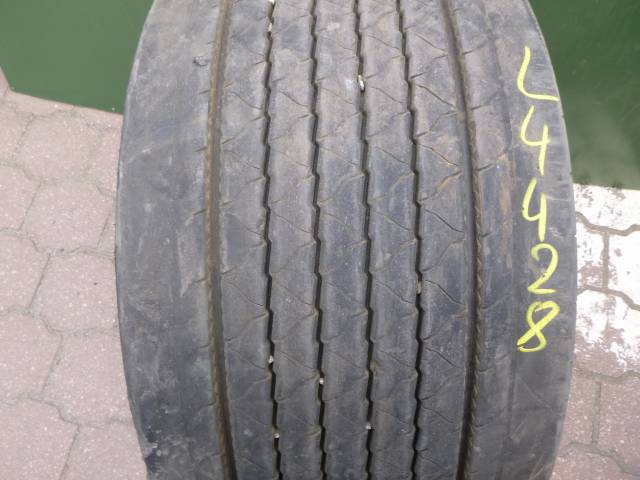 Opona używana 445/45R19,5 Goodride MULTI AP T2