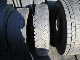 Opona używana 9R22.5 Dunlop SP304