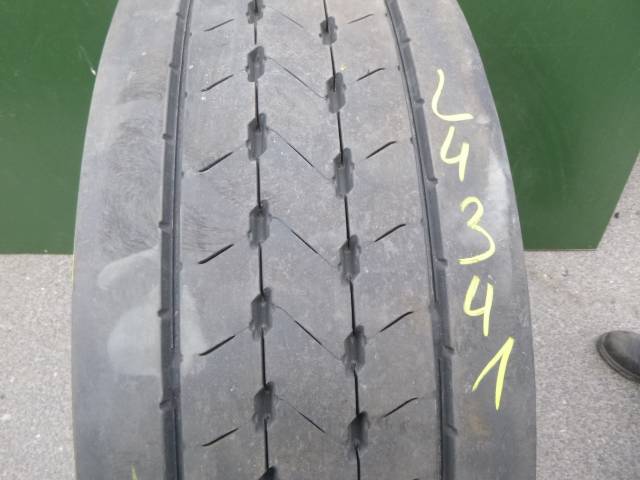 Opona używana 315/70R22,5 Goodyear FUELMAX S GEN-2