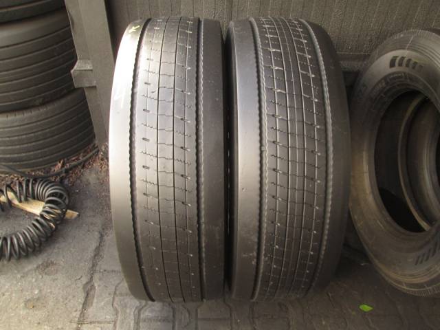 Opony używane 315/70R22,5 Bridgestone R-STEER 002