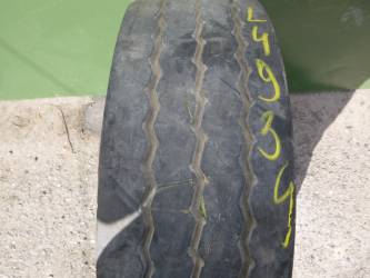 Opona używana 205/65R17,5 Pirelli ST01