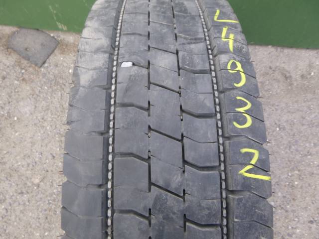 Opona używana 215/75R17,5 Continental LDR1+