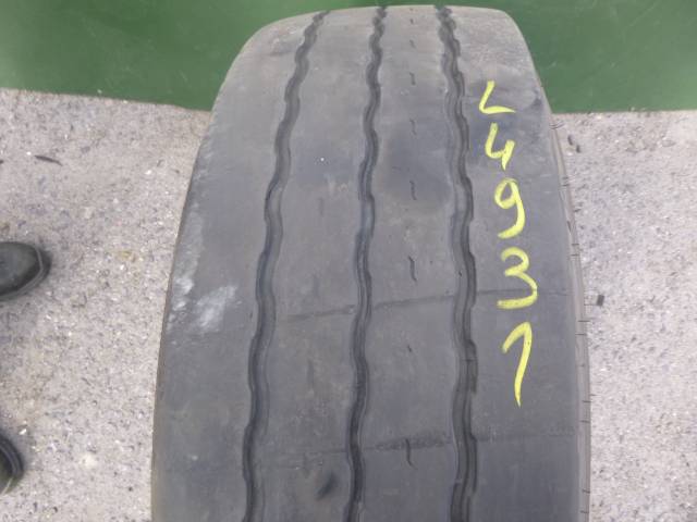Opona używana 245/70R17,5 Goodyear KMAX T
